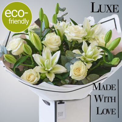 Luxe Ivory Bouquet: Eco-Friendly White & Cream Flowers | Darlington - Discover our Luxe Ivory bouquet: a stunning arrangement of white & cream blooms, hand-tied and presented in eco-friendly packaging. Perfect for any occasion. Delivery or collection